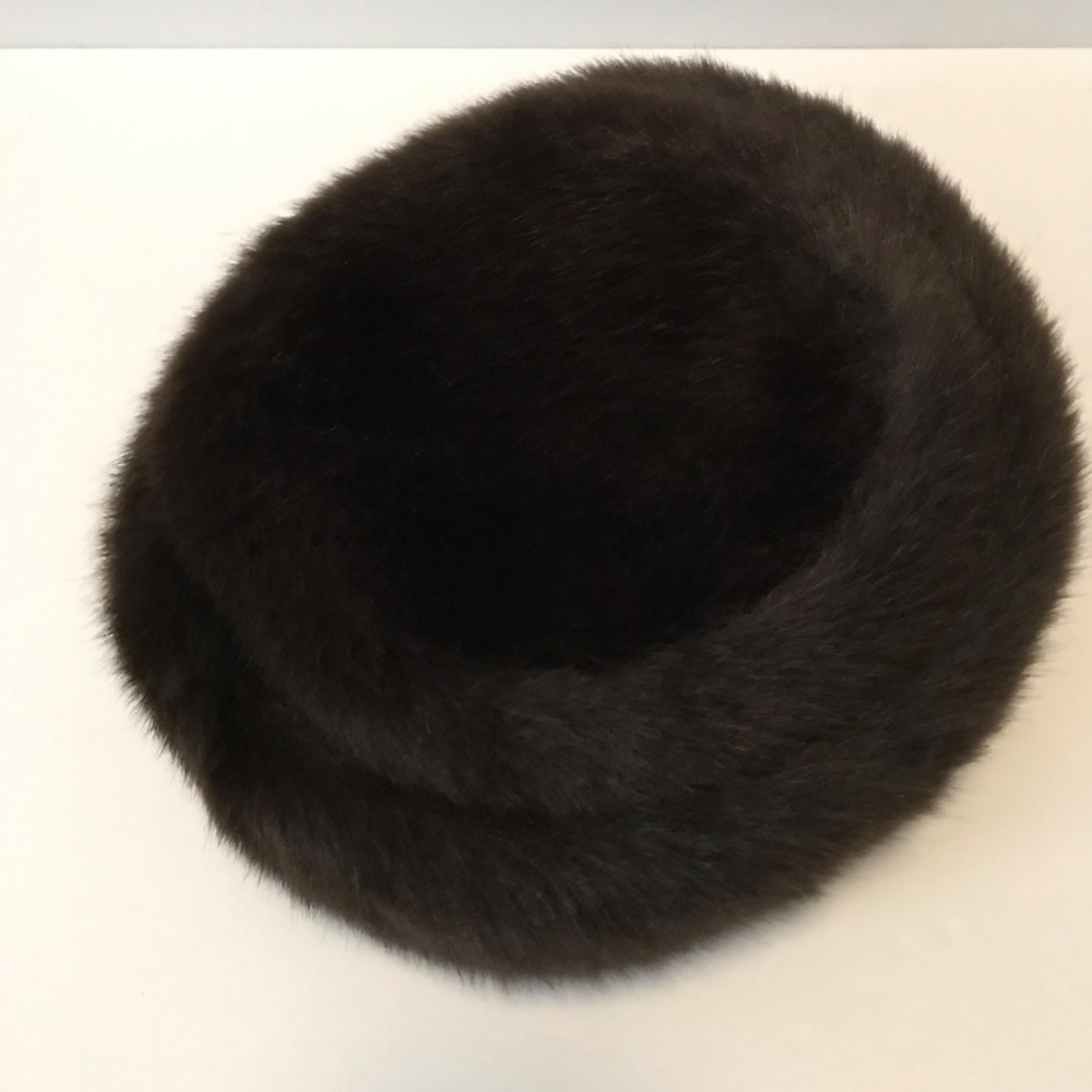 SALE 💄Gorgeous Faux Mink Hat